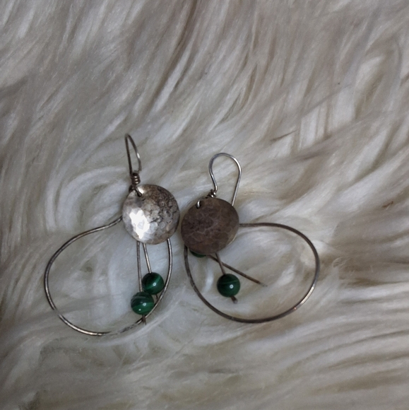 Vintage Free form sterling silver and malachite bead earrings - Picture 3 of 6